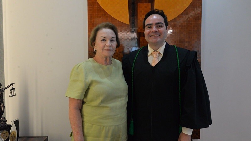Juiz Vítor Graciano ao lado de sua mãe, Rosa Alice Maffia 864